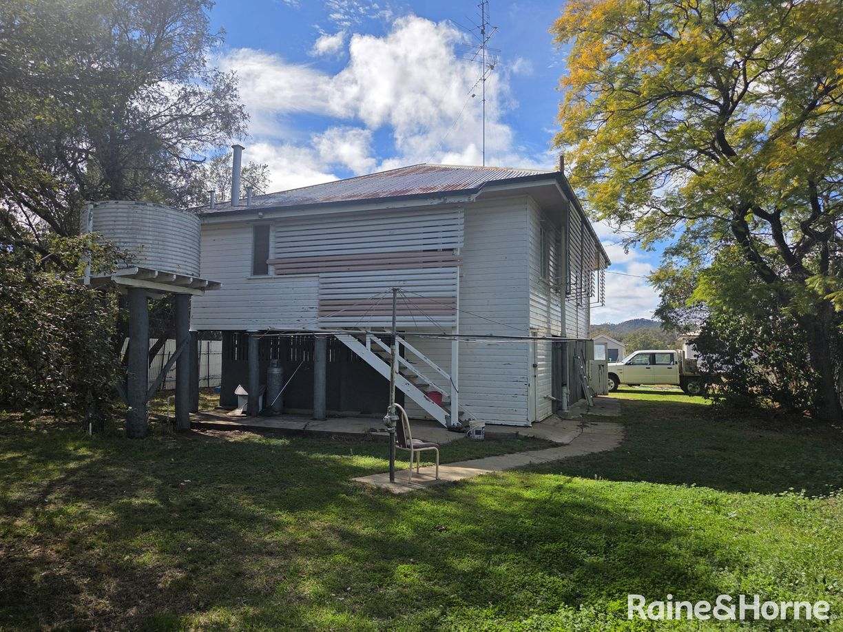 10 Burns Street — photo 13 of 22