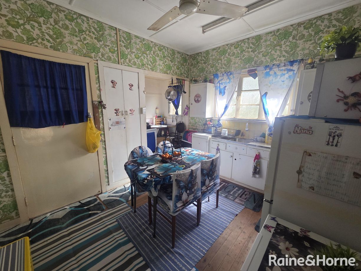 10 Burns Street — photo 2 of 22