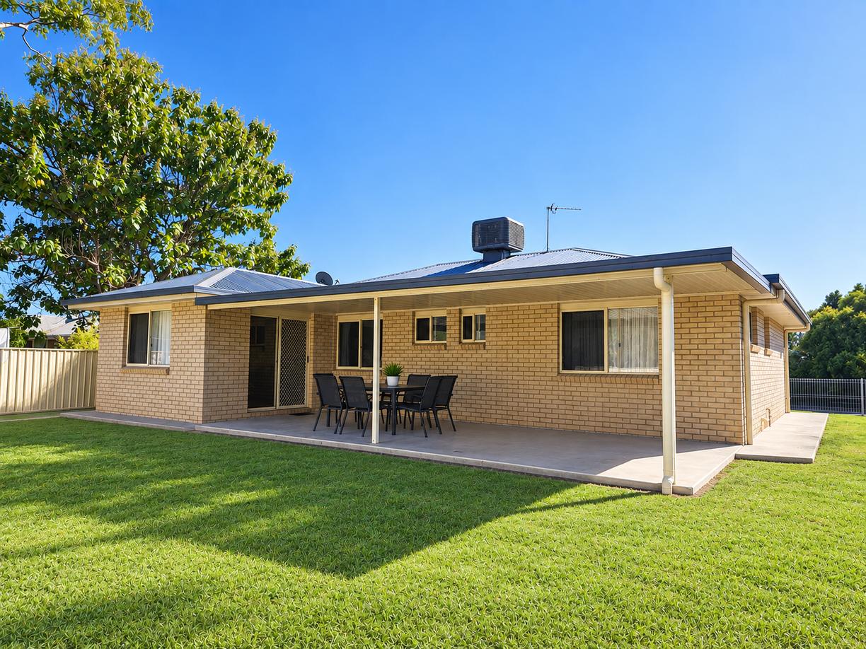 34 Jacaranda Drive — photo 13 of 14