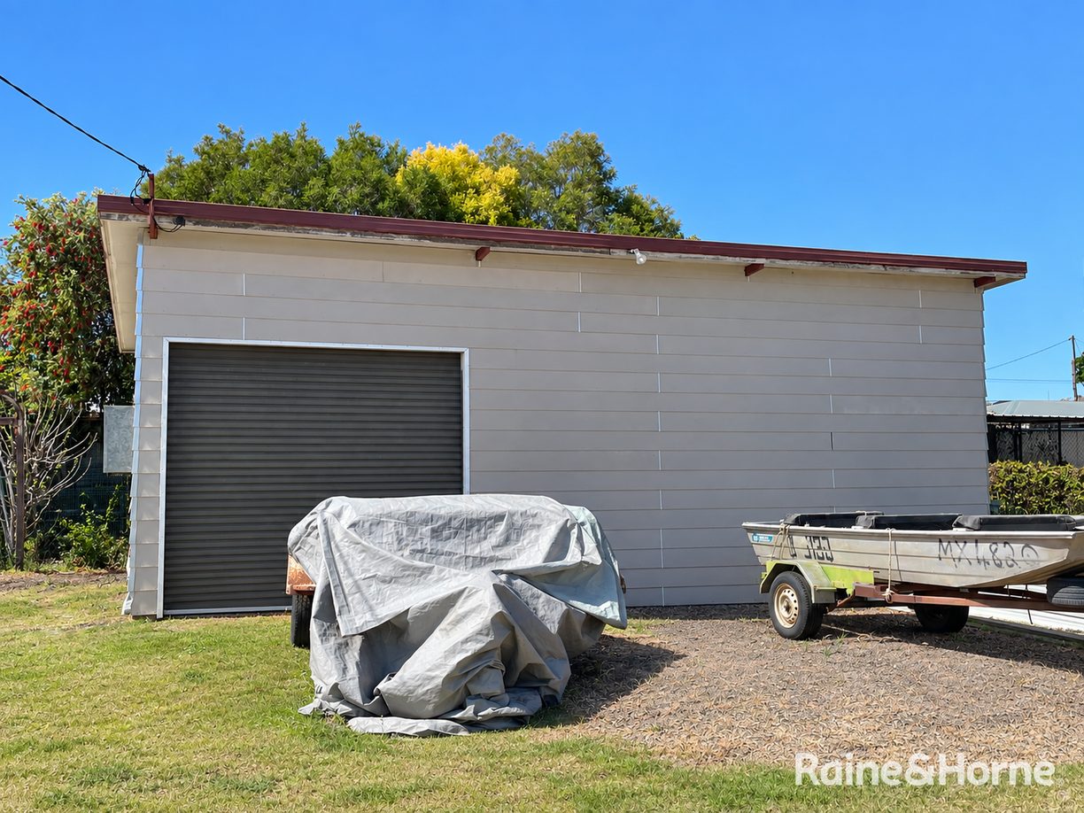 19 Elizabeth Drive — photo 5 of 5