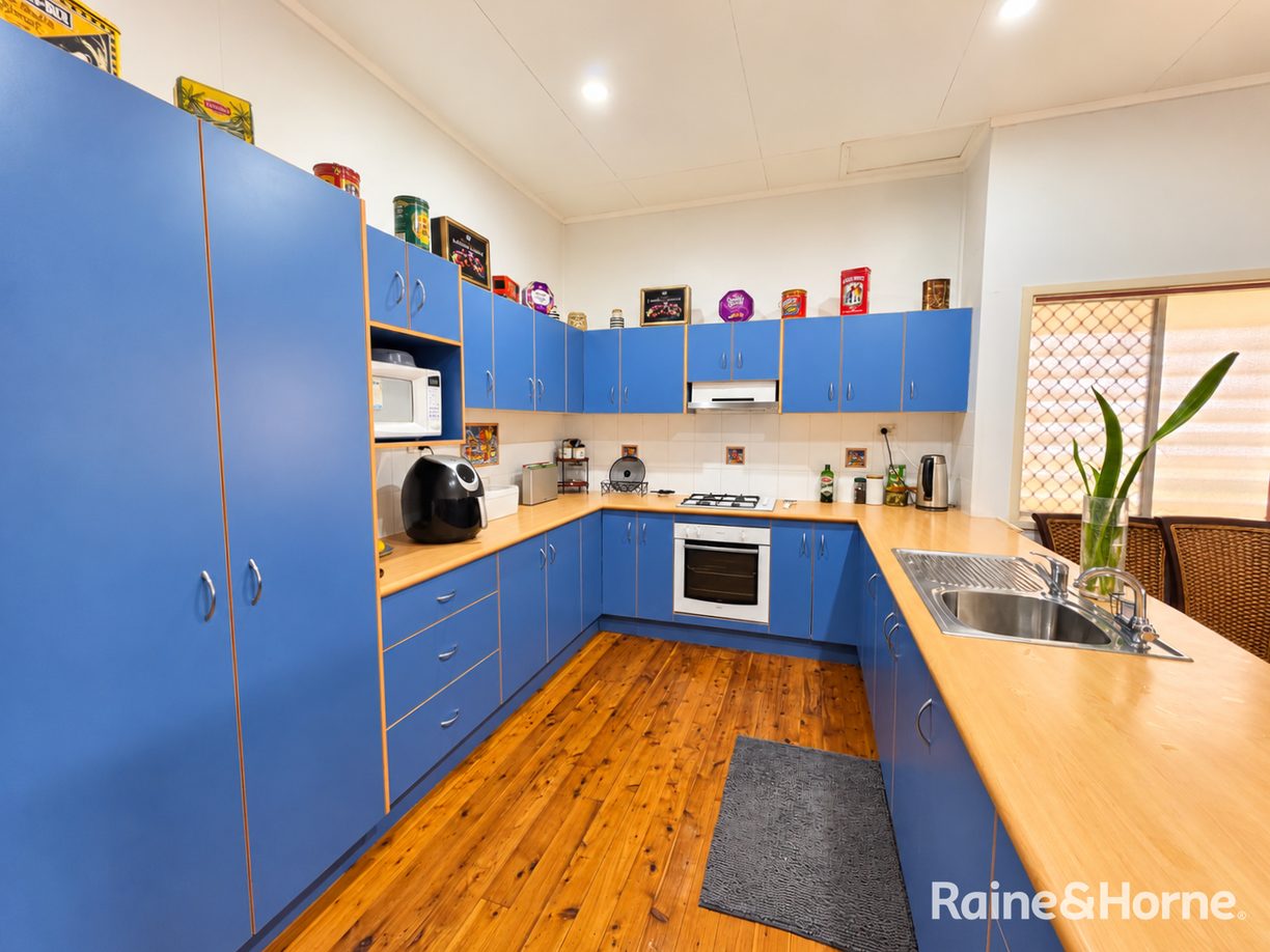 23 George Street — photo from Raine & Horne Goondiwindi