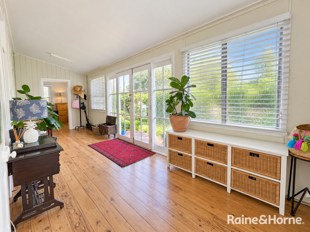 1 Brisbane Street — photo 14 of 30
