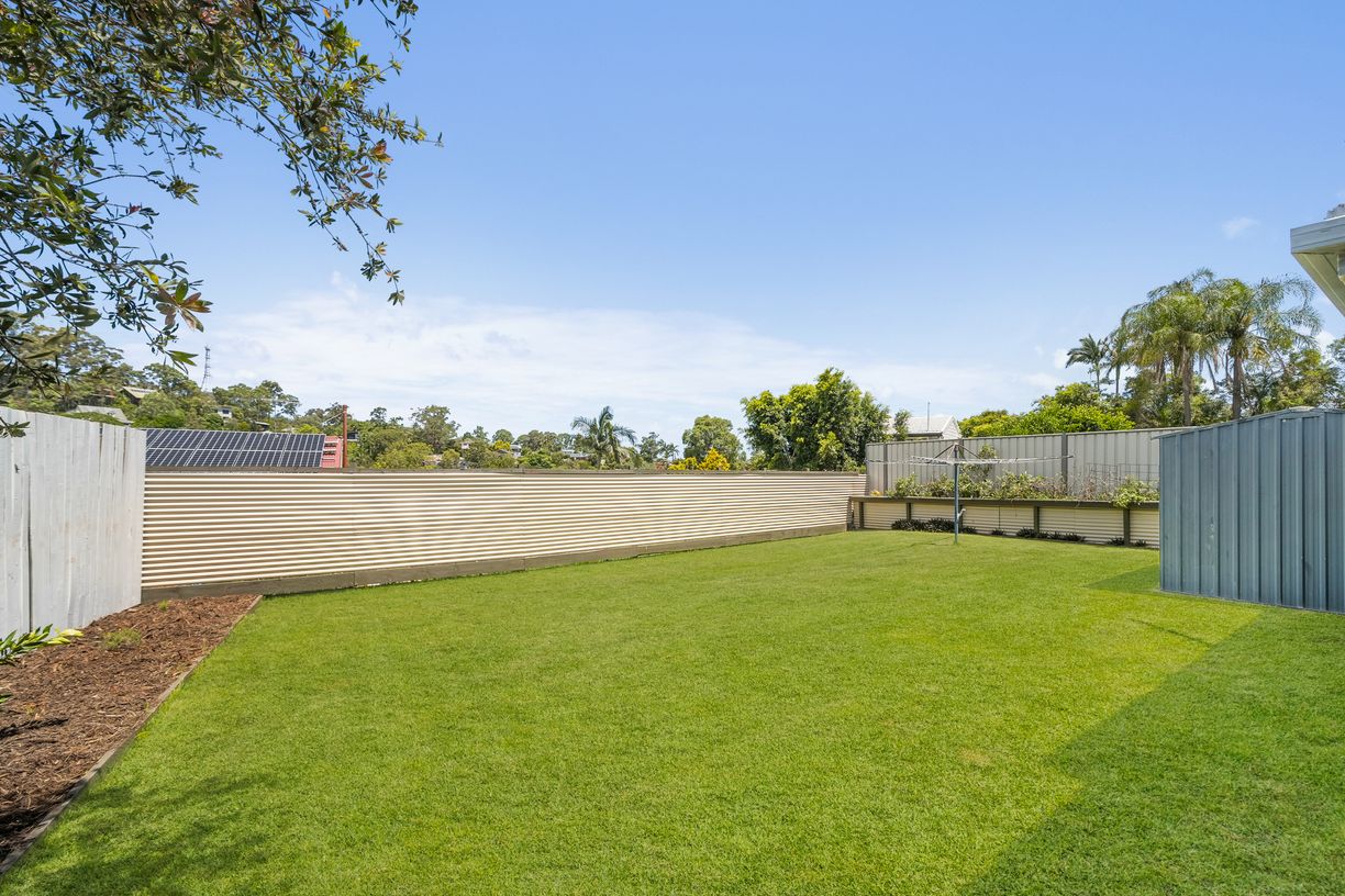 23 Pegasus Avenue — photo 17 of 22