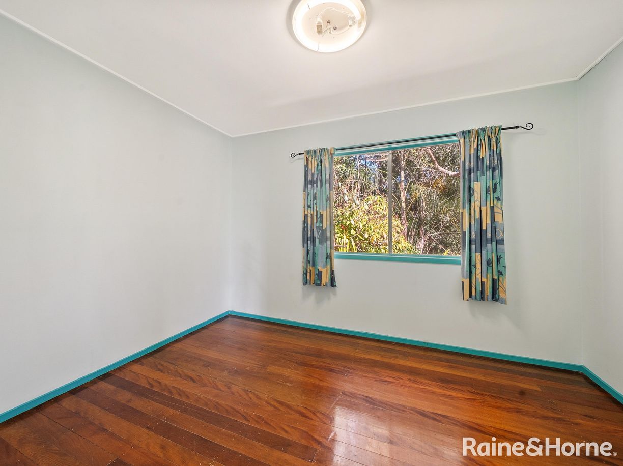 35 Menangle Avenue — photo 8 of 24