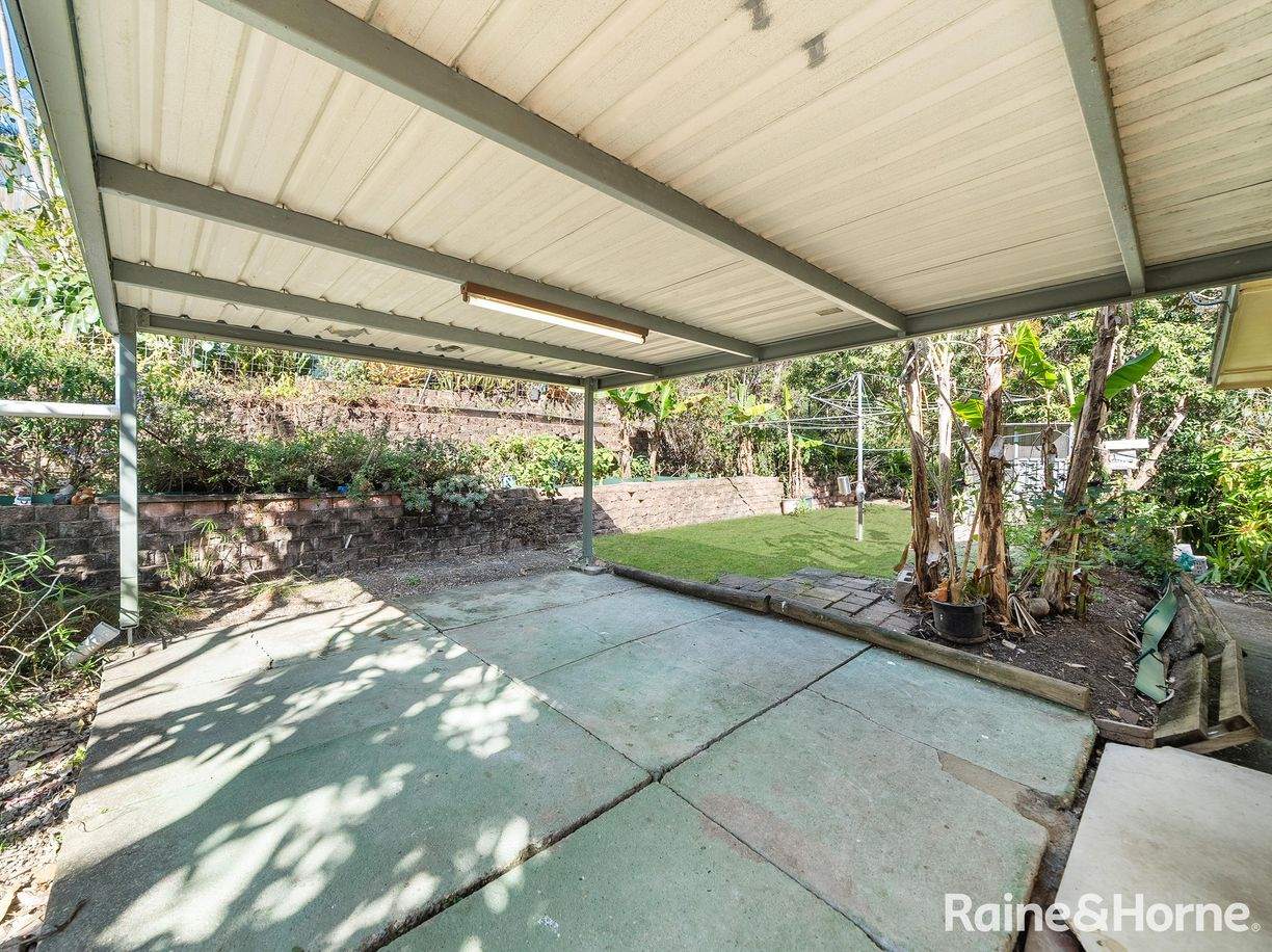 35 Menangle Avenue — photo 11 of 24