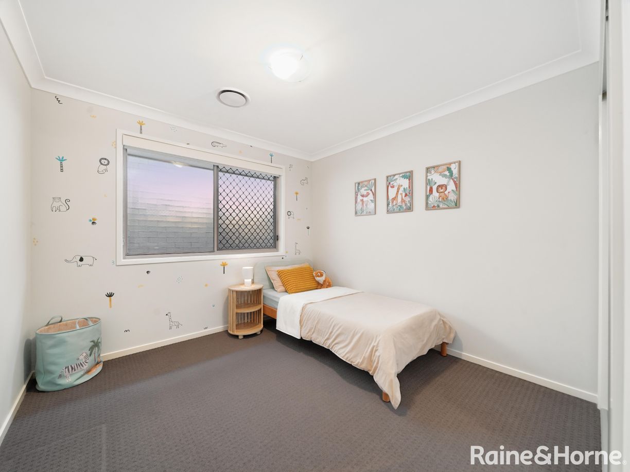 53 Carlingford Circuit — photo 18 of 26
