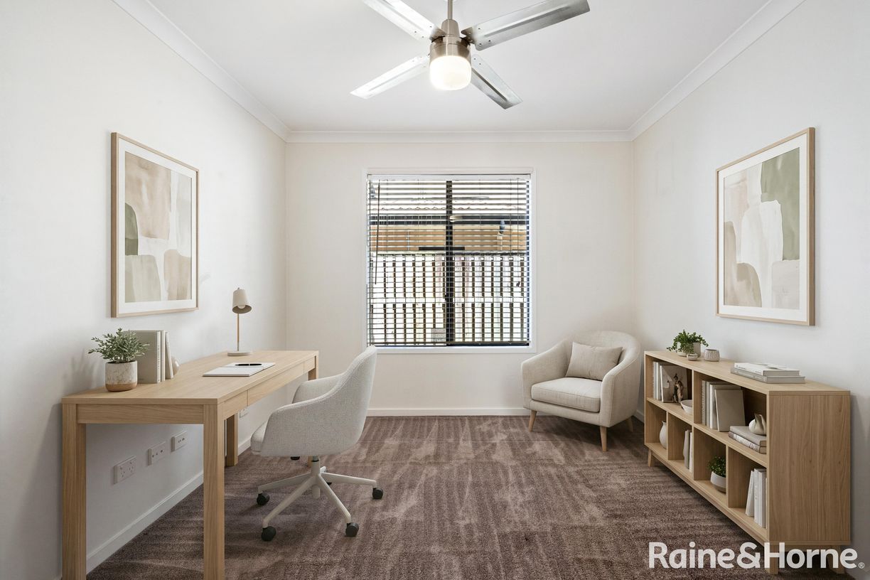 24 Thomson Close — photo 8 of 19