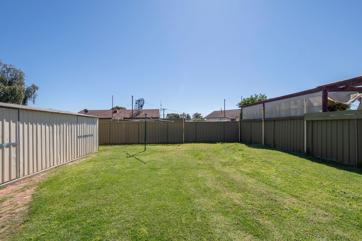 25 Ashton Road — photo 13 of 17