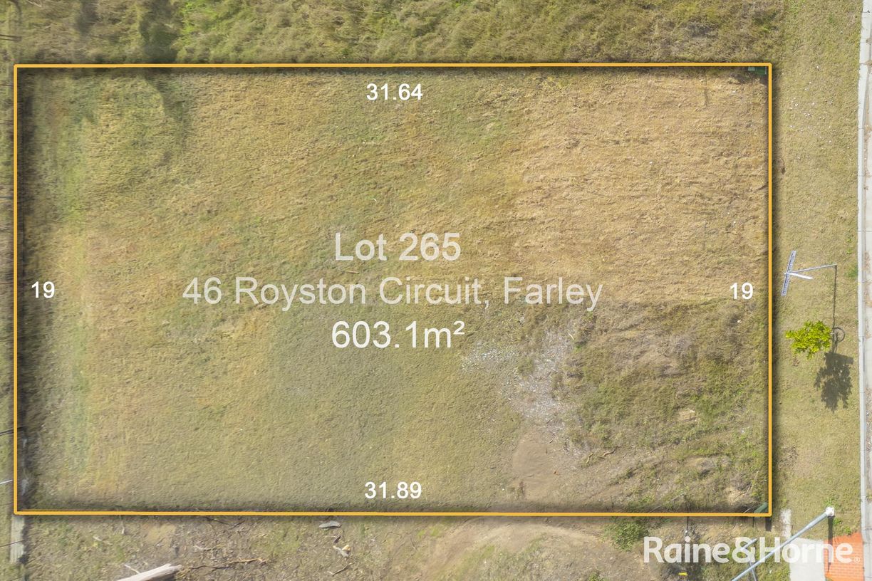 46 Royston Circuit — photo 3 of 7