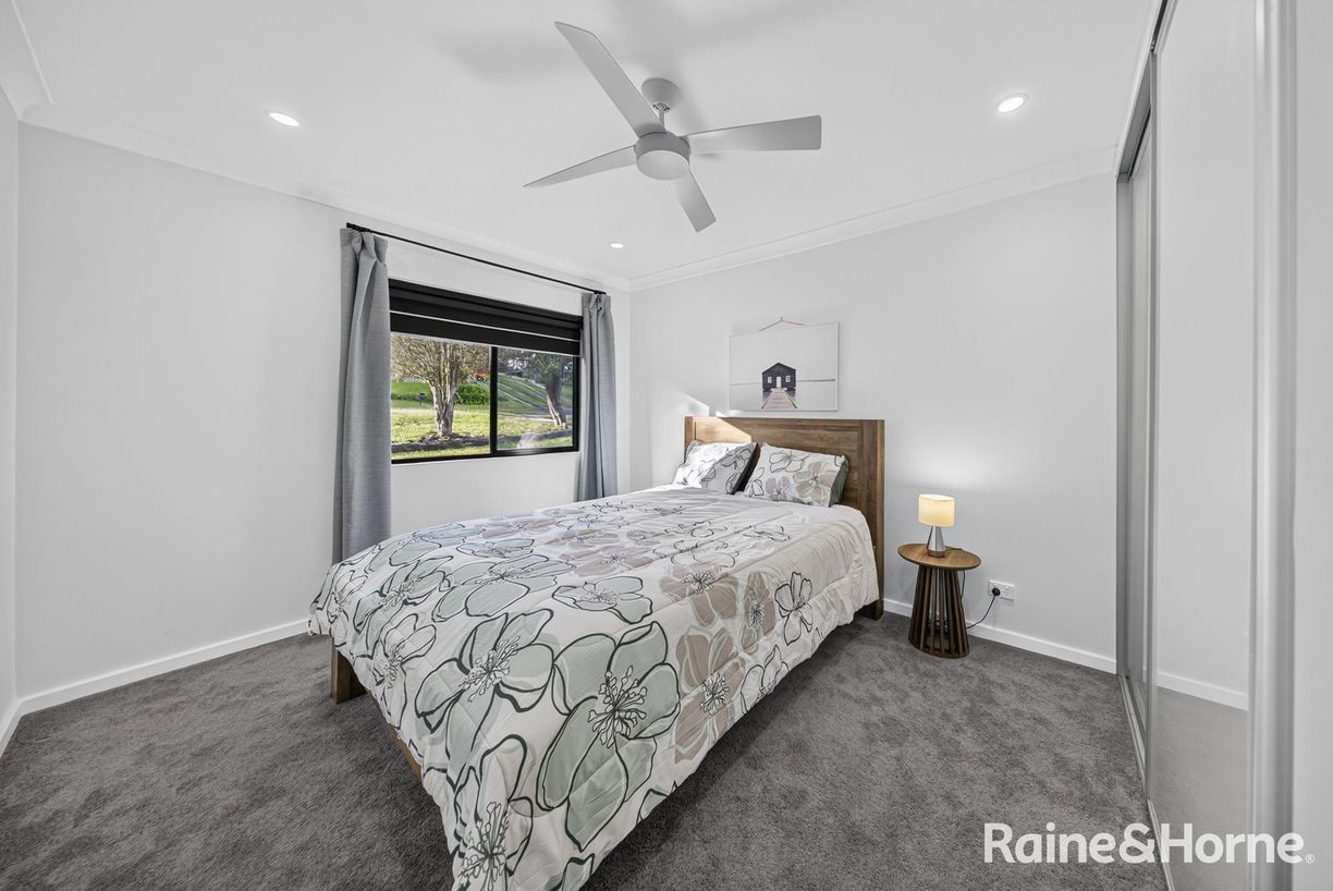 16 Willandra Crescent — photo 8 of 20