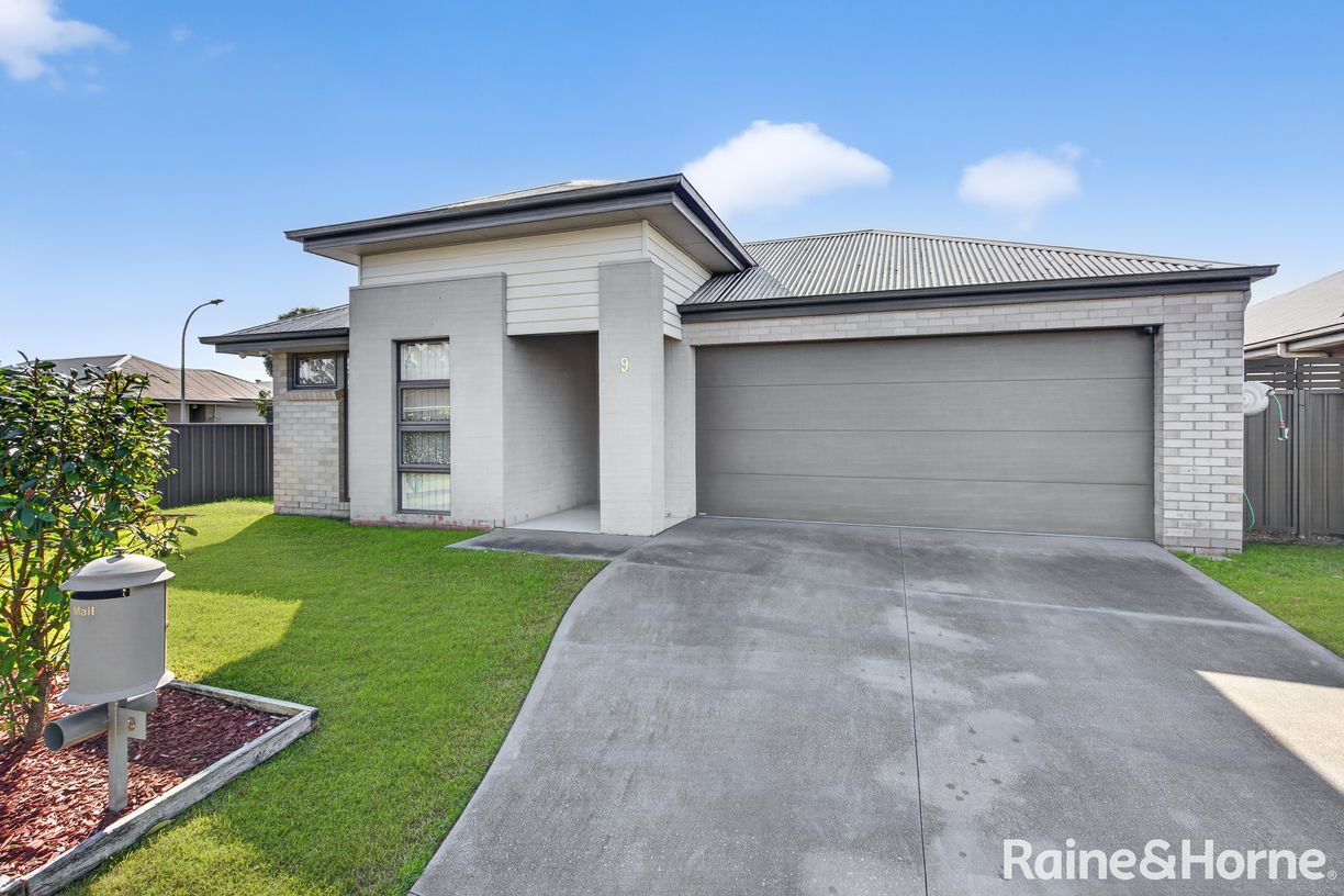9 Cagney Road — photo from Raine & Horne Maitland | Cameron Park