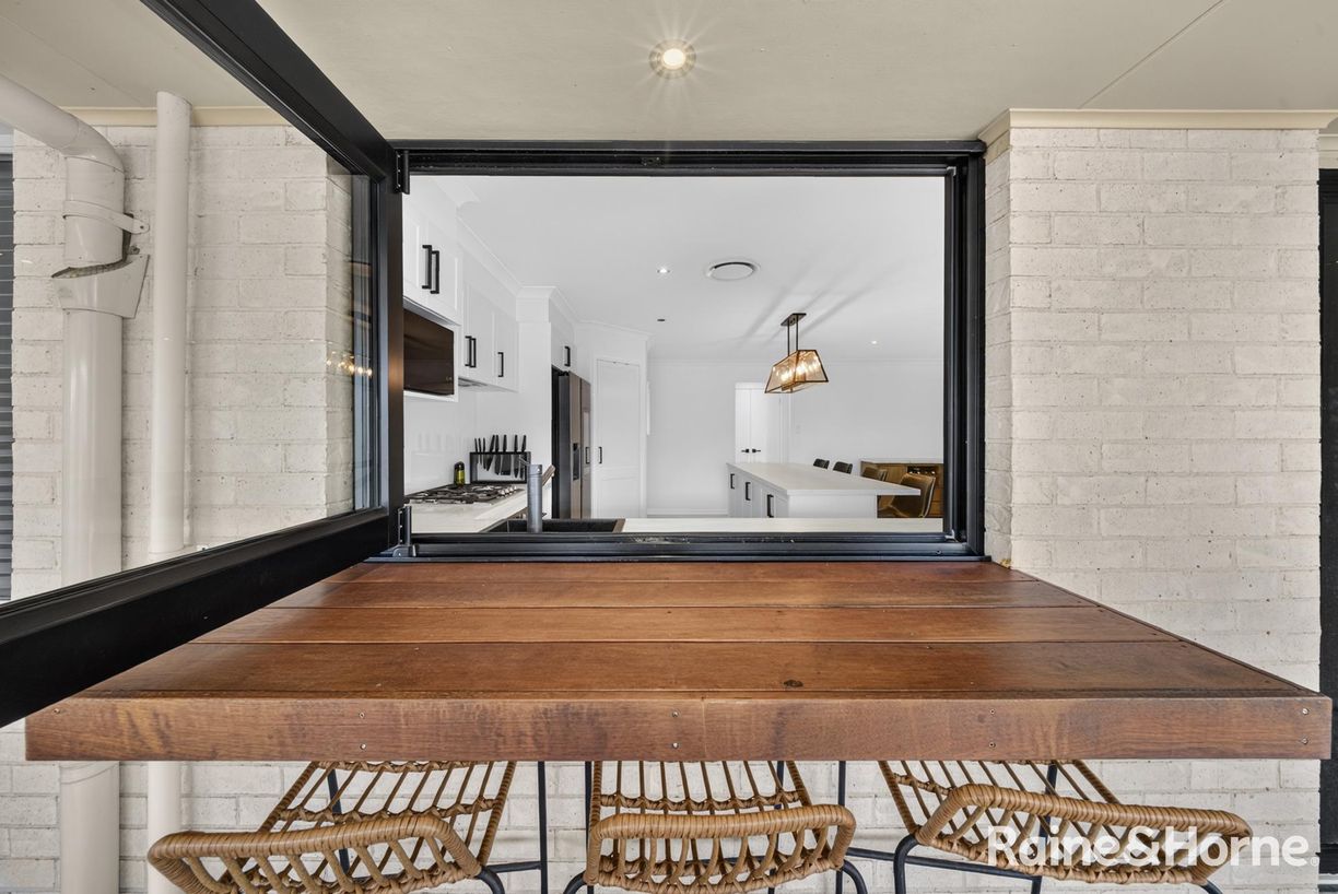 85 Clayton Crescent — photo 18 of 30