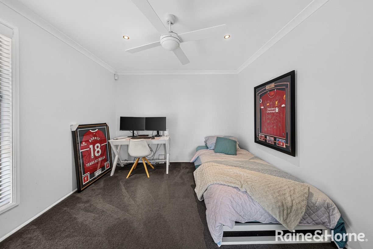 85 Clayton Crescent — photo 16 of 30