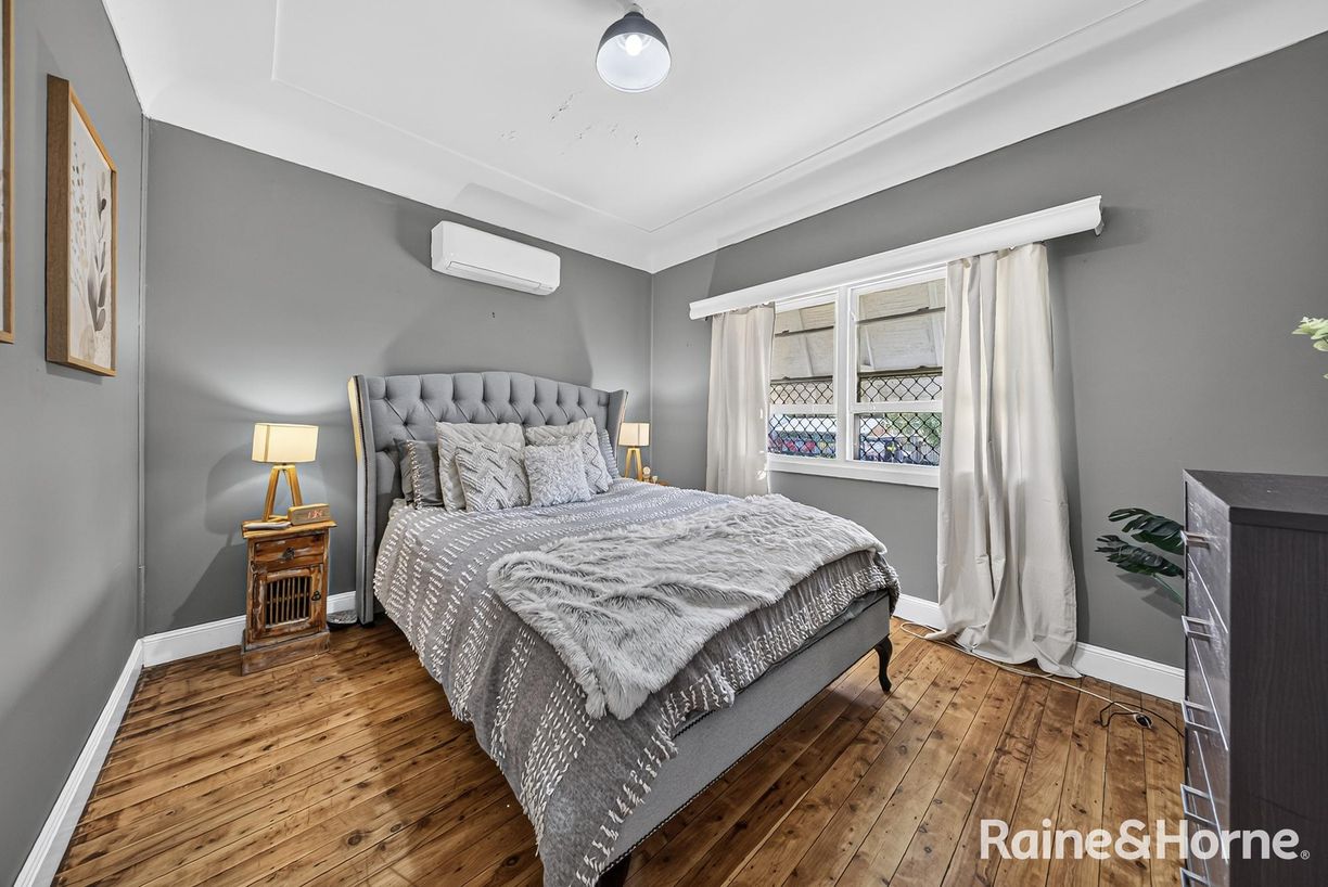 4 Crest Avenue — photo 10 of 27