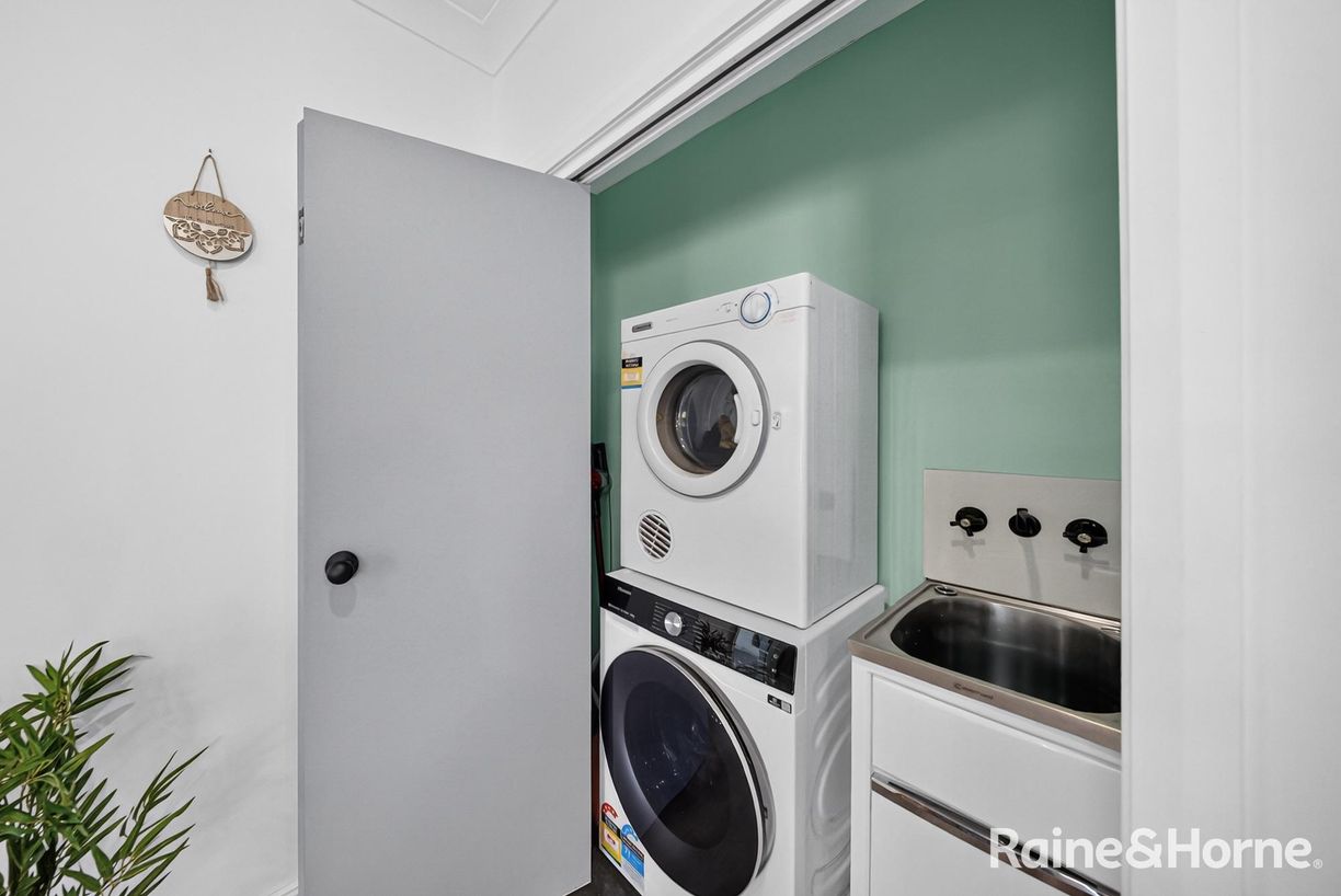 4 Crest Avenue — photo 17 of 27
