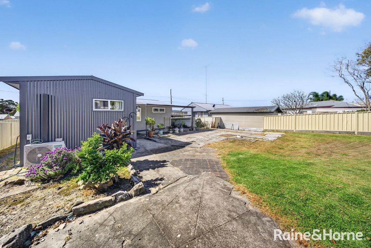4 Crest Avenue — photo 21 of 27
