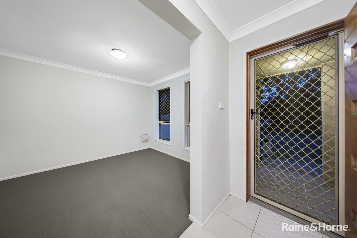 9 Willow Drive — photo 4 of 28