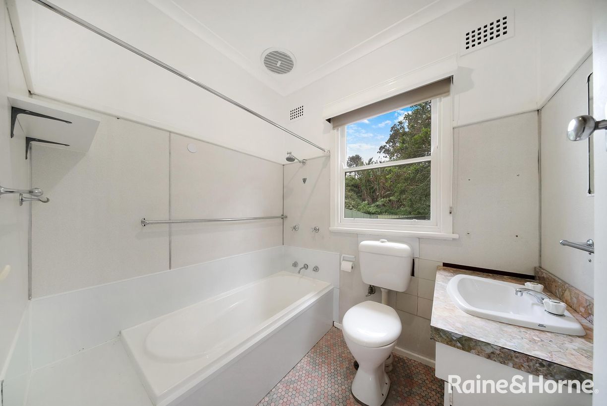17 Lovell Street — photo 10 of 23