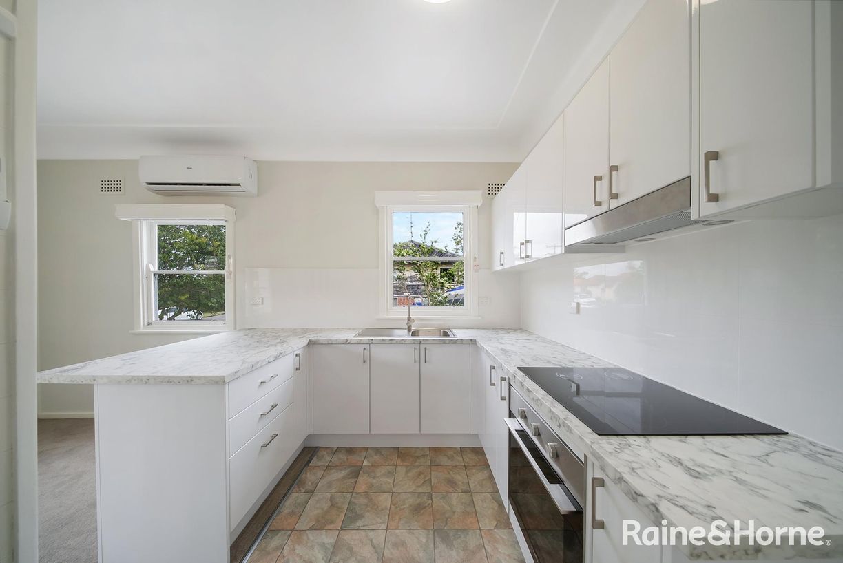 17 Lovell Street — photo 7 of 23