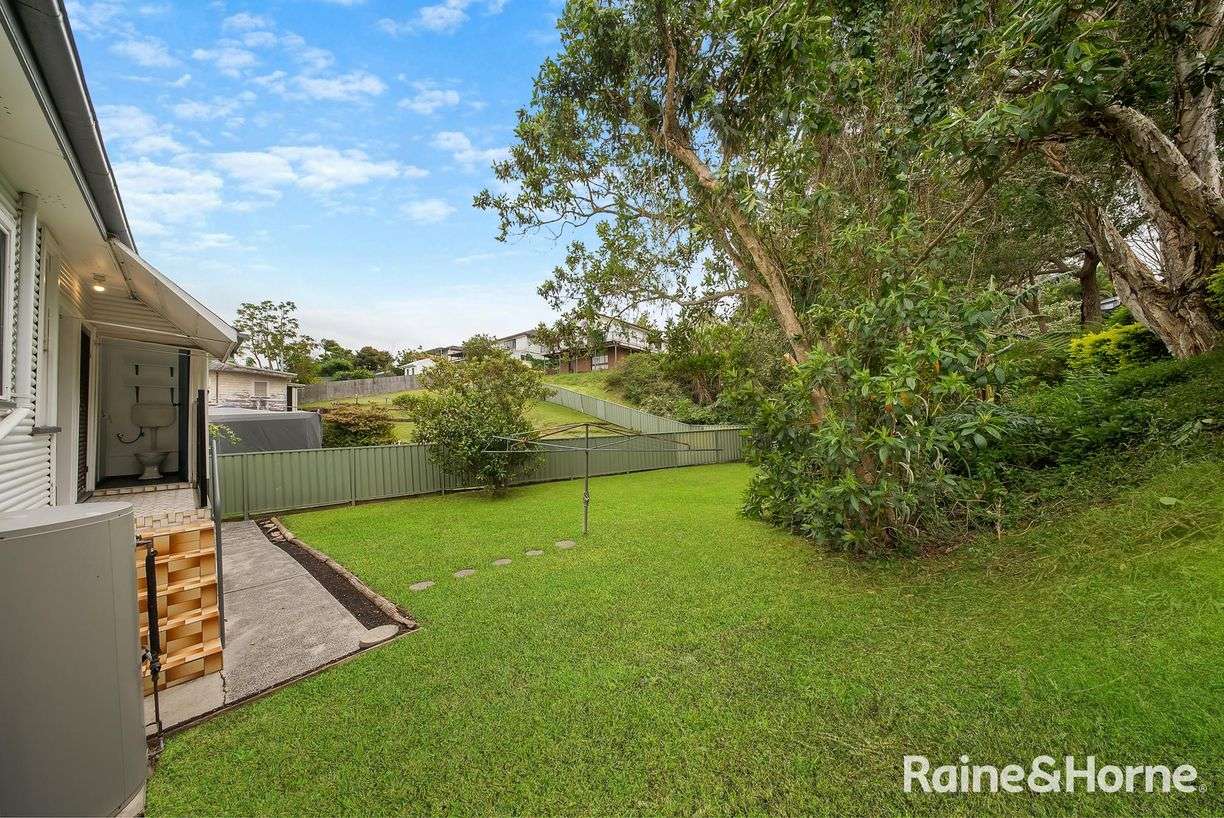 17 Lovell Street — photo 15 of 23