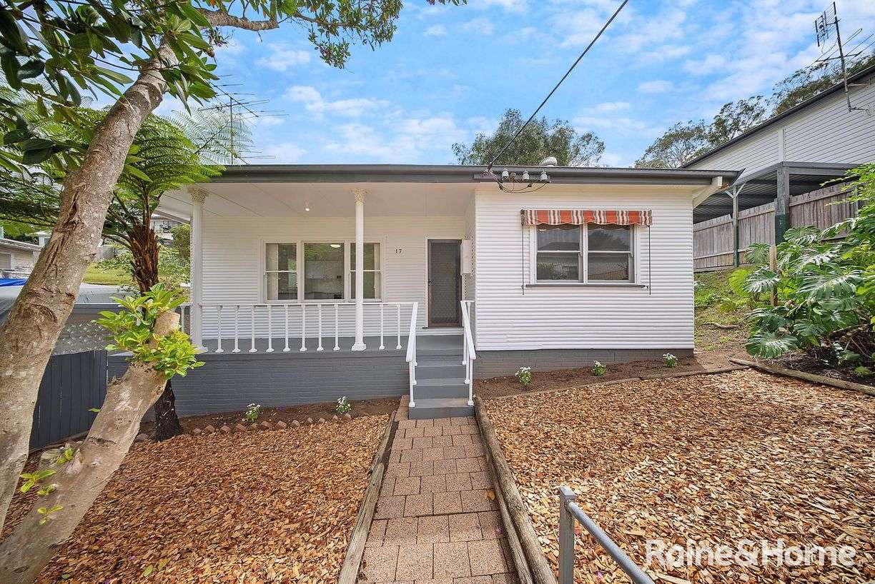 17 Lovell Street — photo from Raine & Horne Maitland | Cameron Park