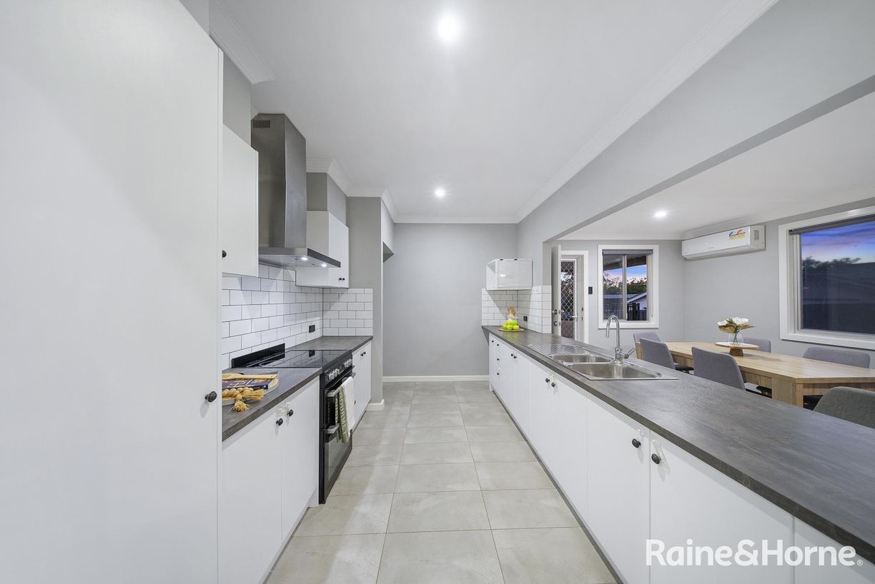 18 Neville Street — photo 7 of 27