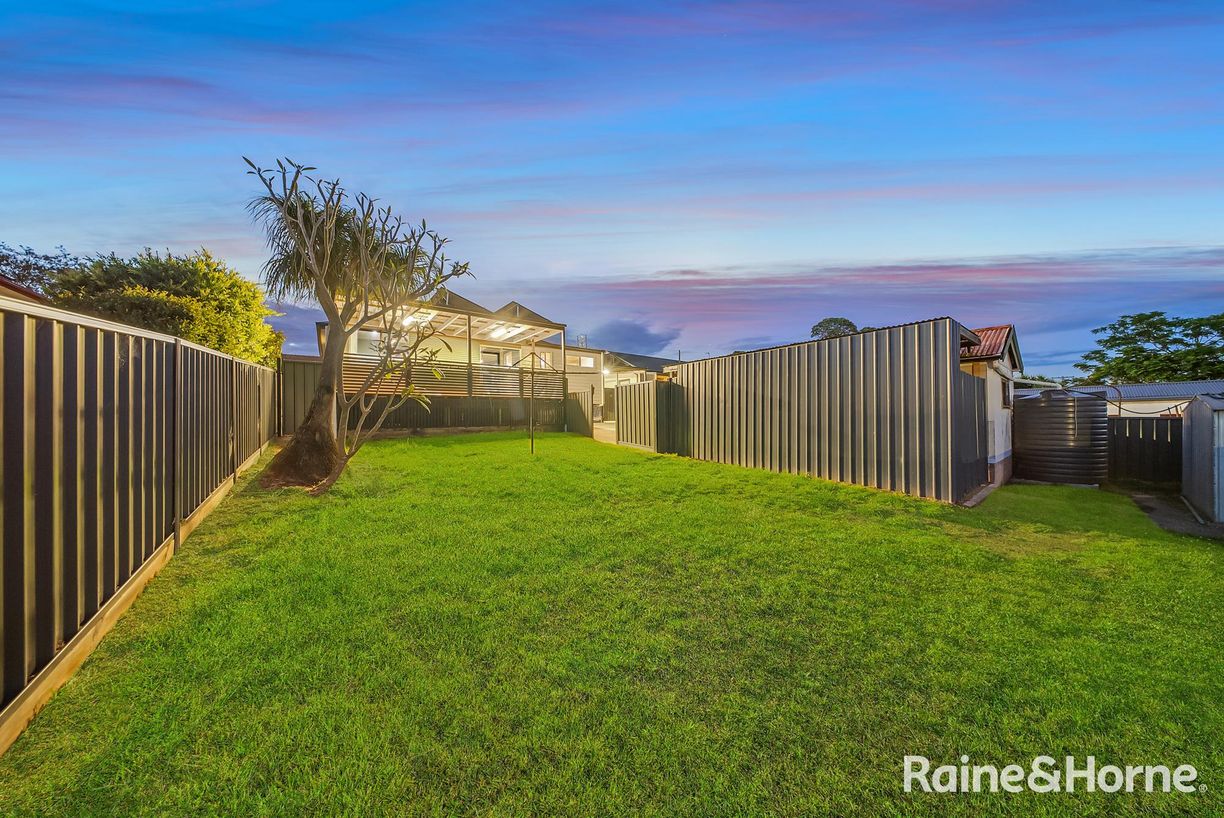 27 Joan Street — photo 19 of 25