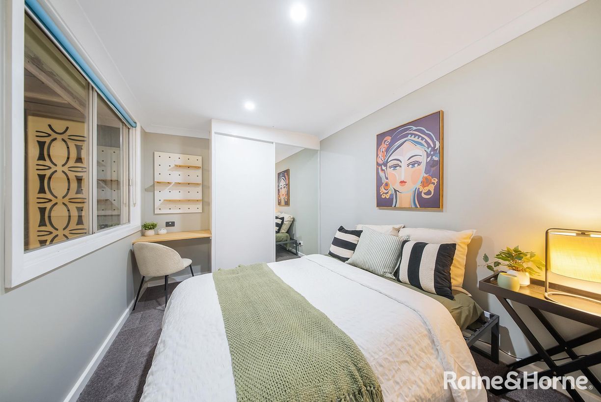 27 Joan Street — photo 13 of 25