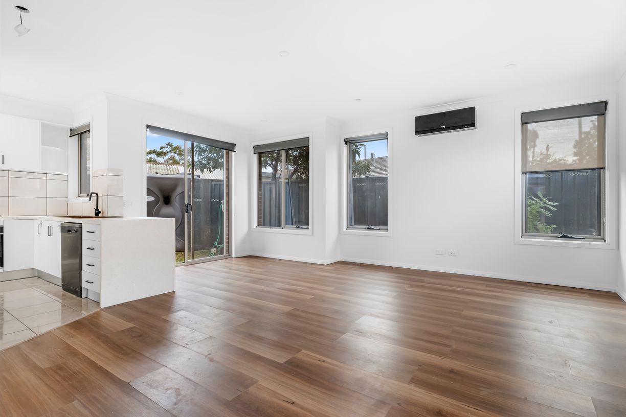 3/11 Dodd Street — photo 3 of 17