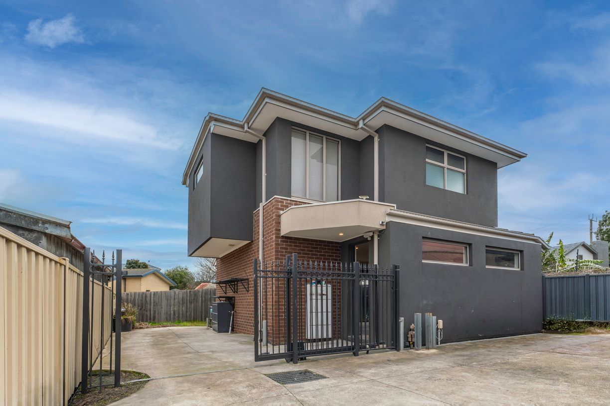 3/11 Dodd Street — photo from Raine & Horne Braybrook