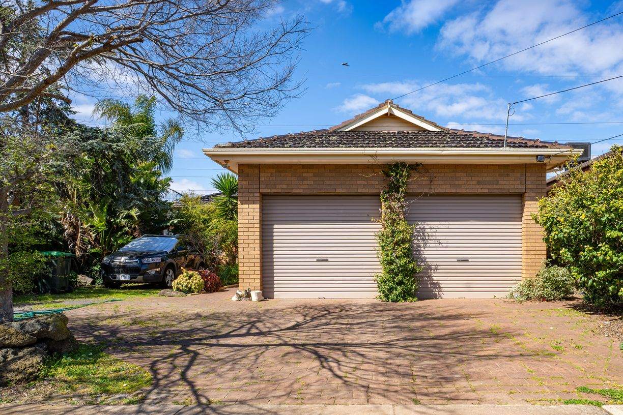 27 President Road — photo from Raine & Horne Braybrook