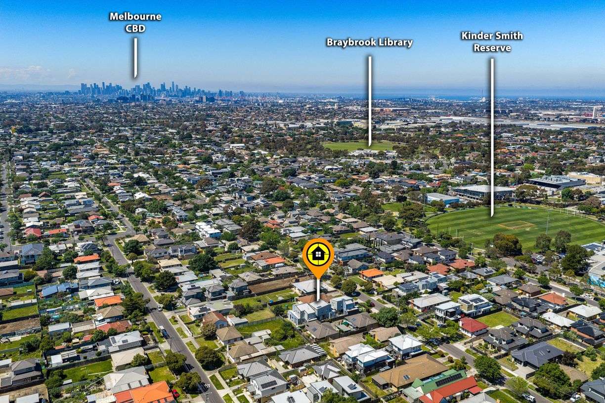 2/20 Mclennan Street — photo 15 of 16