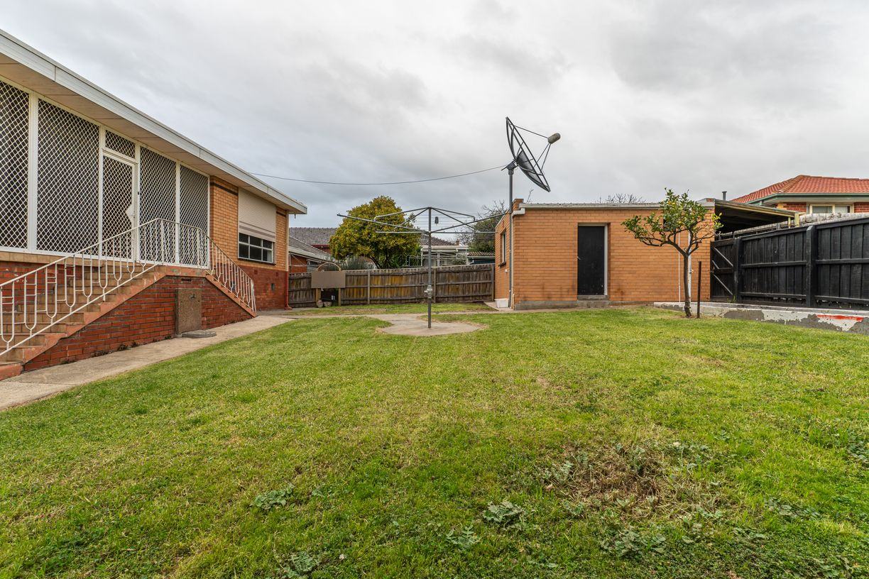 5 Pizzey Street — photo 10 of 15