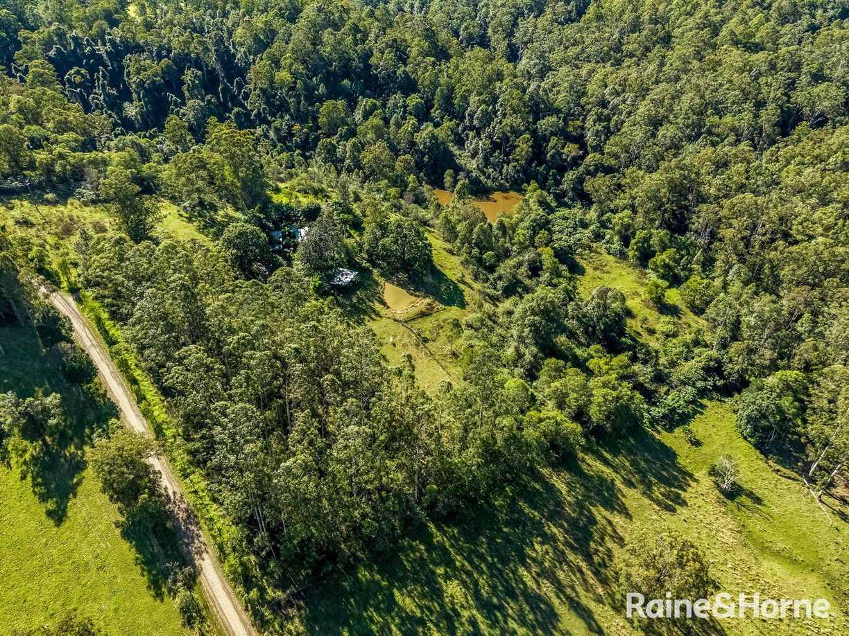 210 Smiths Creek Road — photo 3 of 9