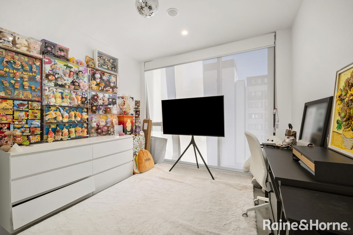 703/49 Furzer Street — photo 13 of 14