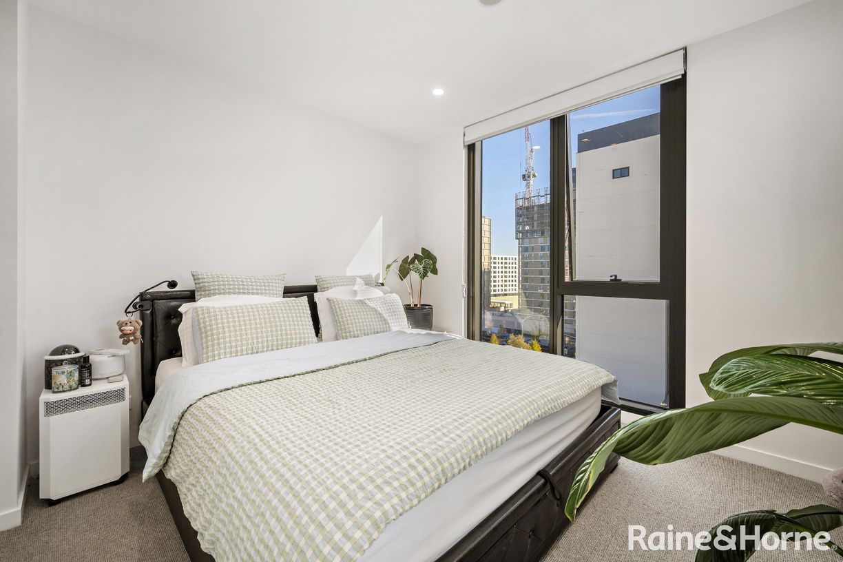 703/49 Furzer Street — photo 11 of 14