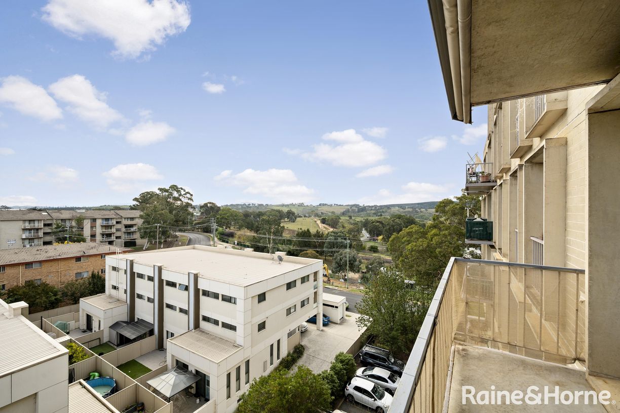 36/86 Derrima Road — photo from Raine & Horne Queanbeyan/Jerrabomberra