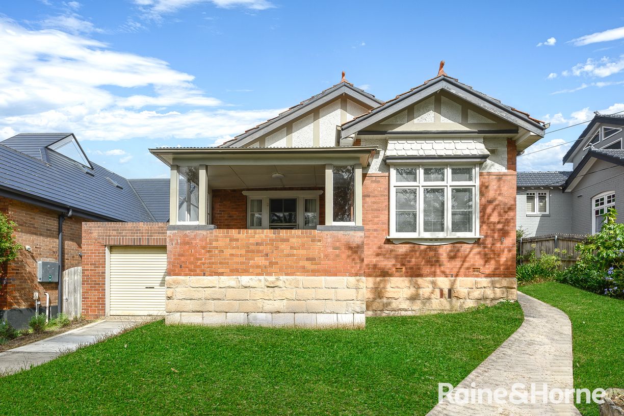 8 Cobar Street — photo 2 of 12