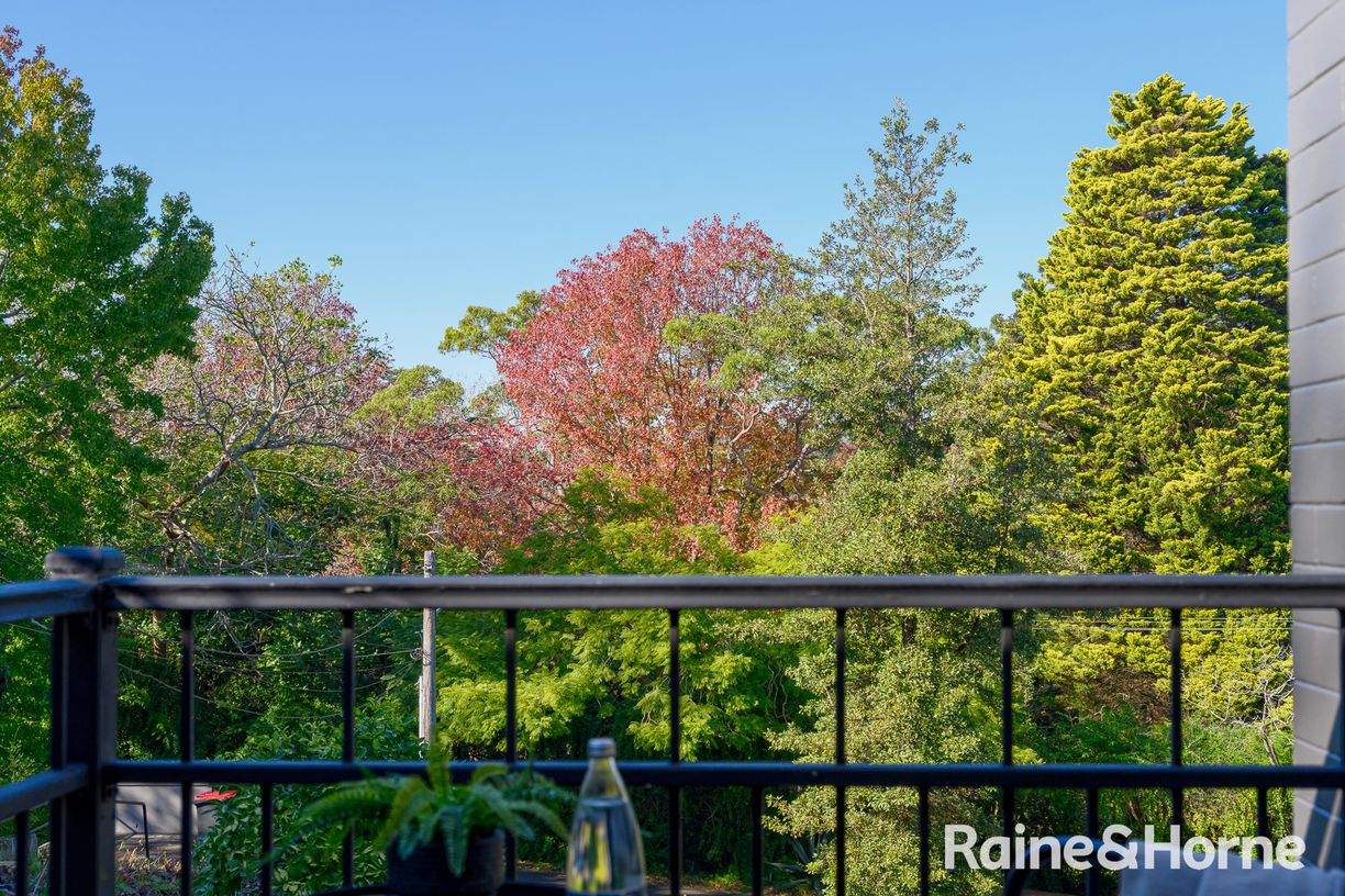 18 Carnarvon Road — photo 12 of 17