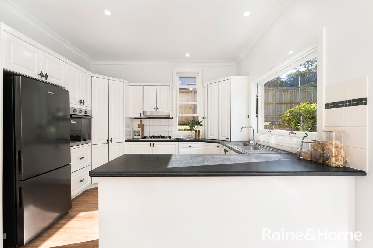 114 Bent Street — photo 8 of 19