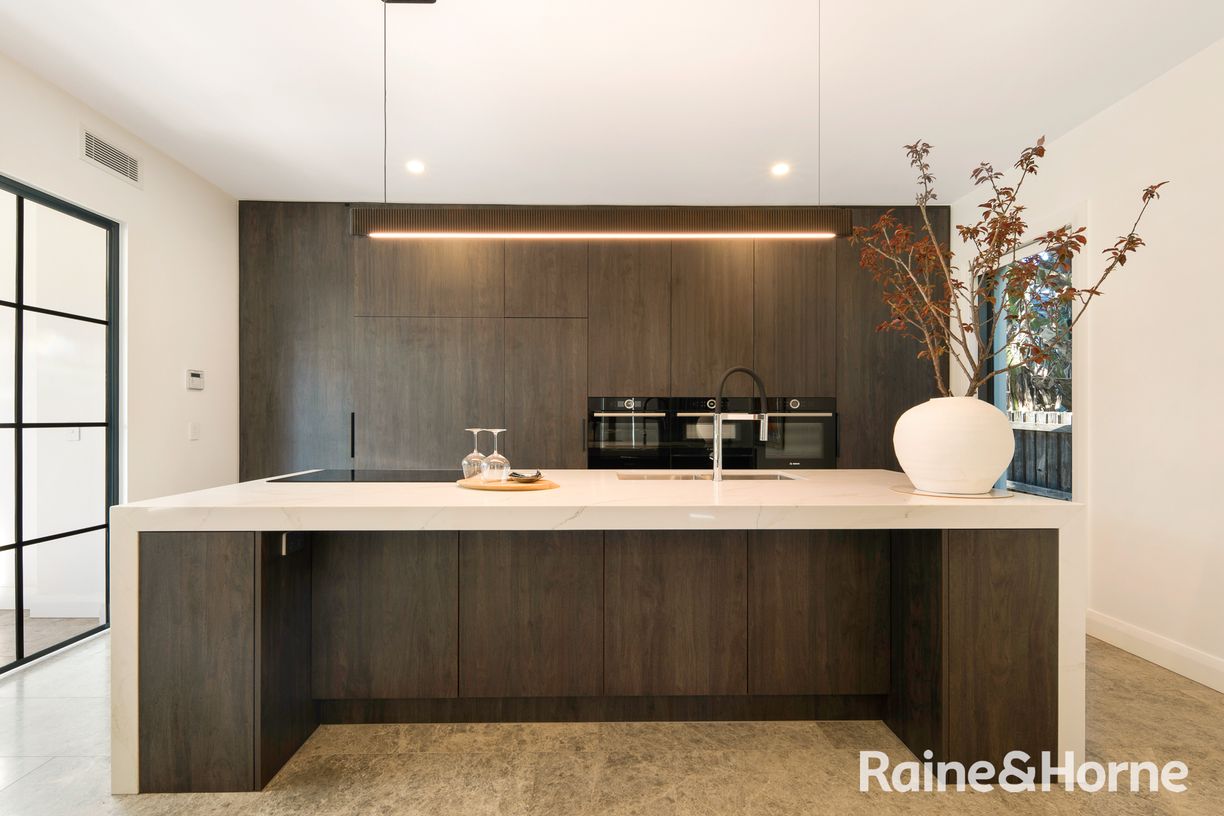 24 Hibble Street — photo 4 of 25