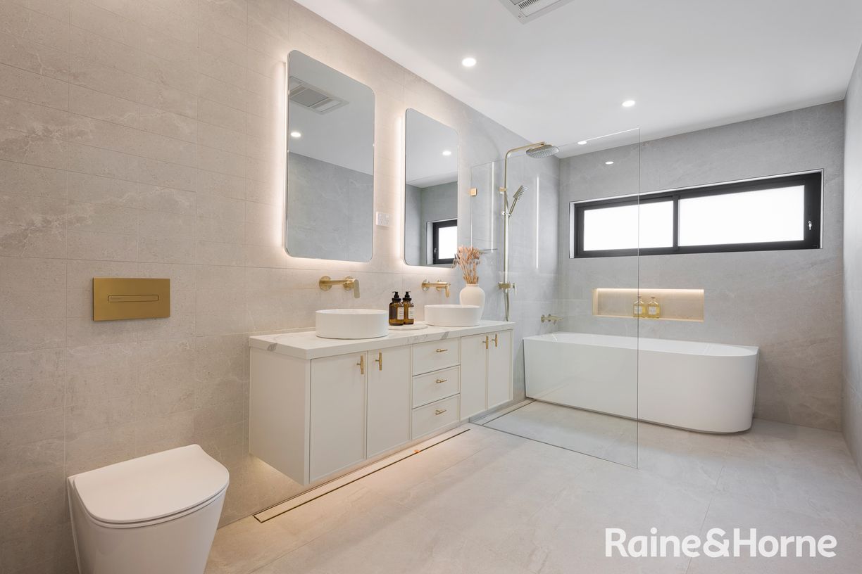 26 Denistone Road — photo 7 of 25