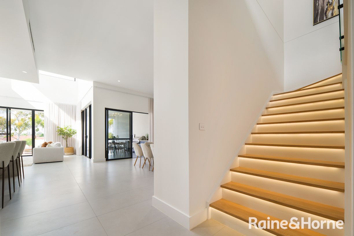 255 Marsden Road — photo 7 of 26