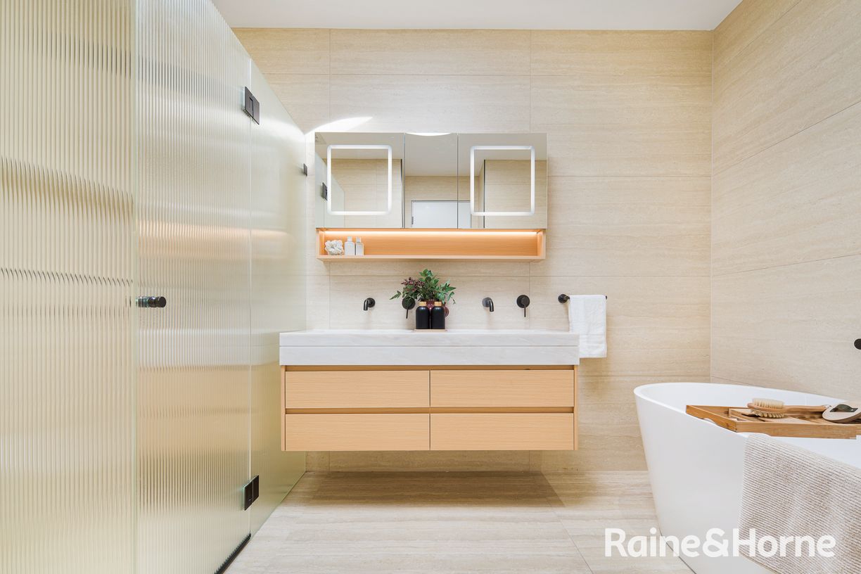 255 Marsden Road — photo 11 of 26
