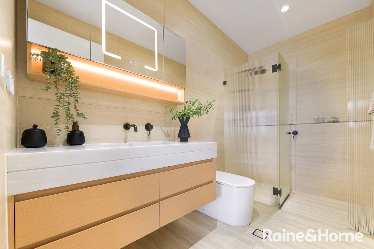 255 Marsden Road — photo 14 of 26