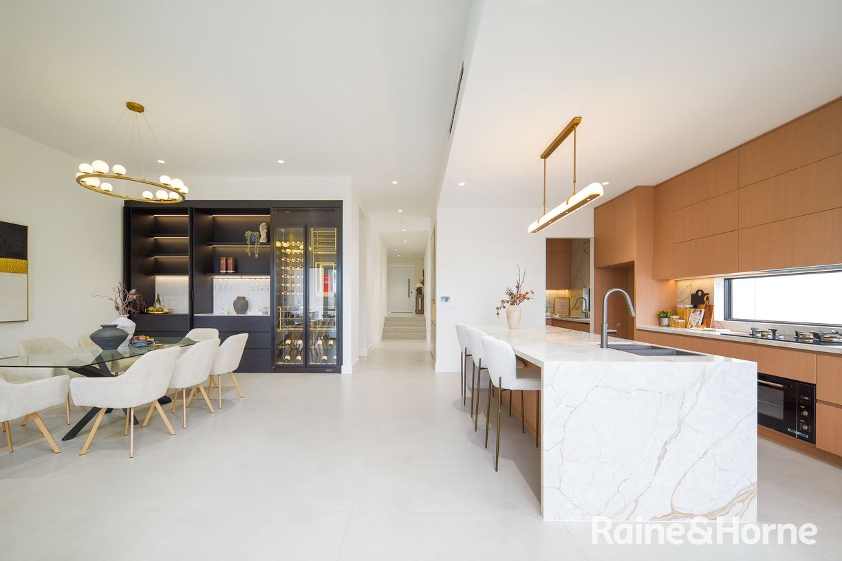 255 Marsden Road — photo 4 of 26