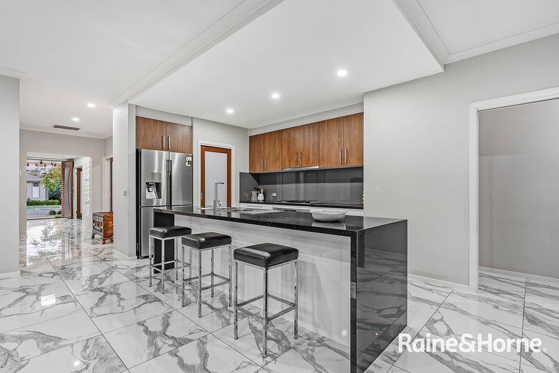 29 Pamplona Way — photo 6 of 15