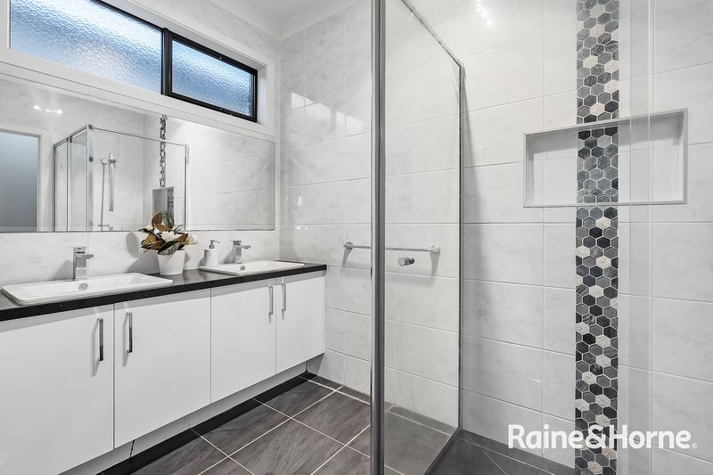 29 Pamplona Way — photo 10 of 15