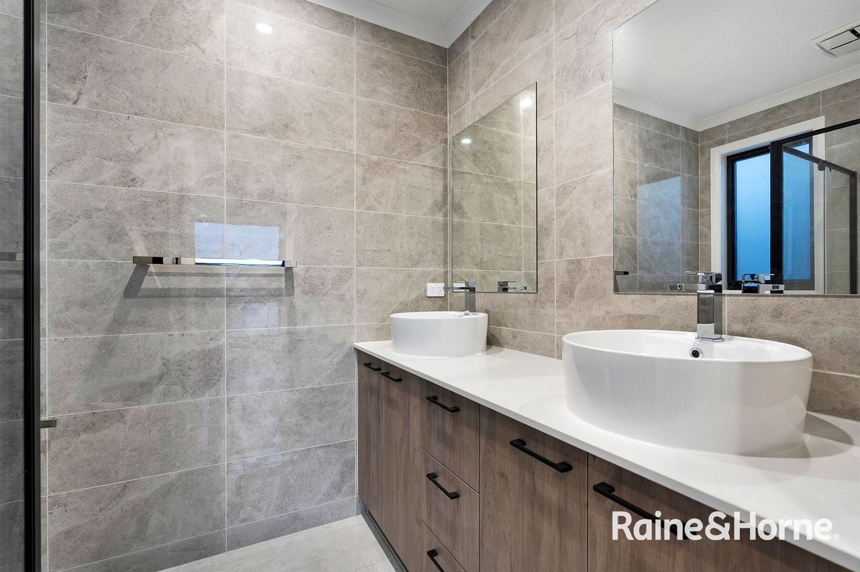 28 Thulian Street — photo 7 of 11