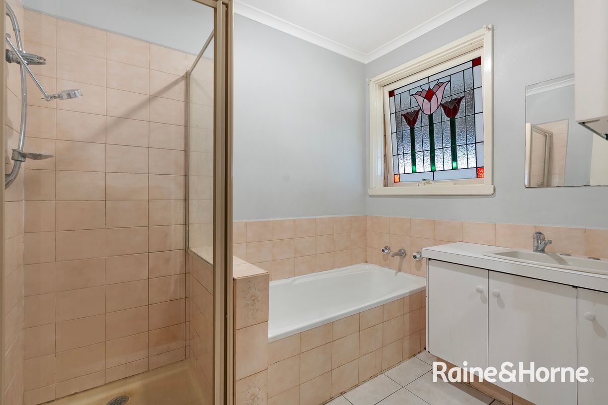 84 Marklin Street — photo 8 of 11